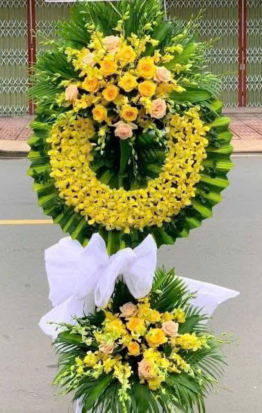 [TOP 1] Hoa viếng kệ 2 tầng sang trọng