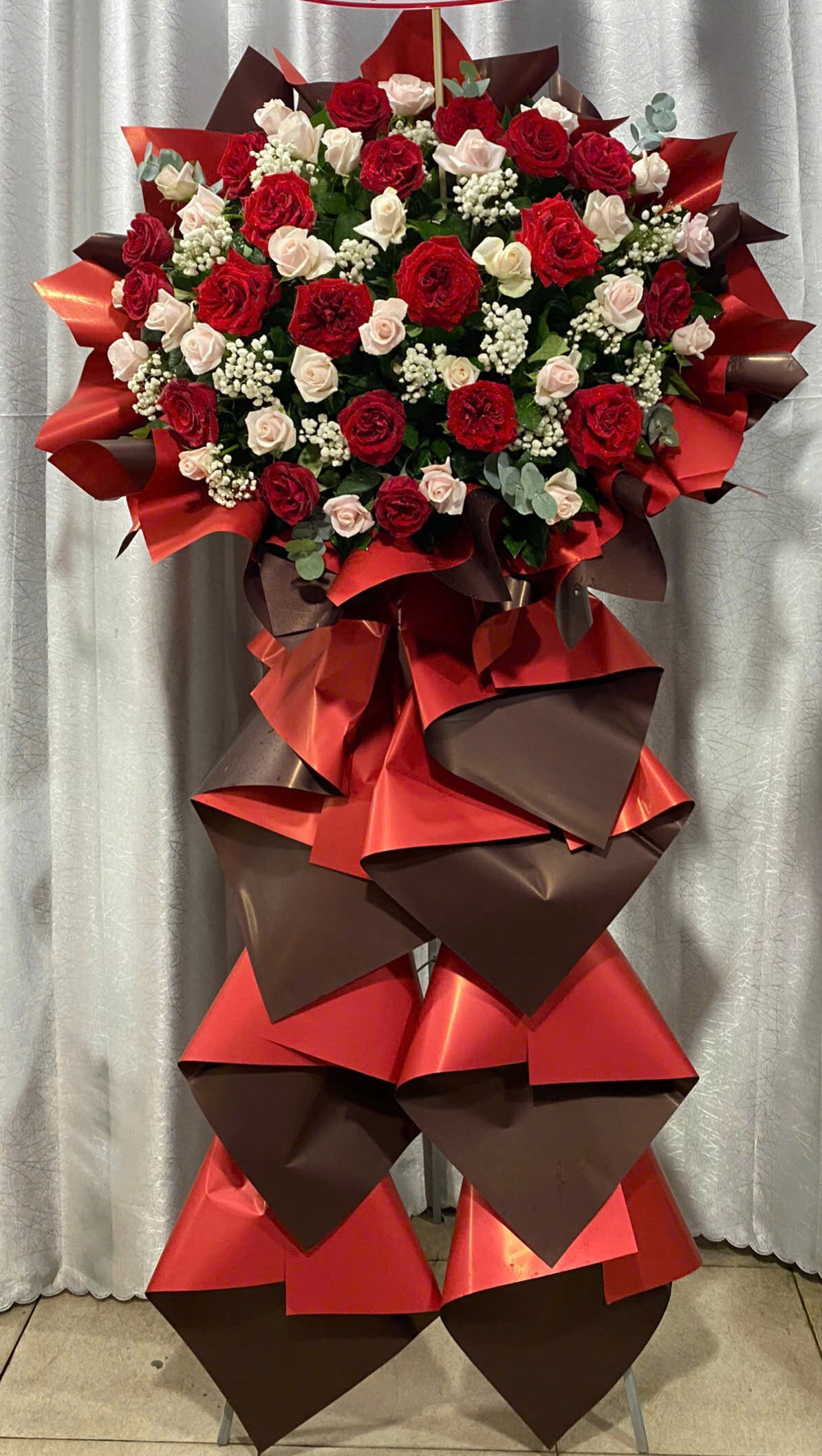 Kệ Hoa Khai Trương 1 Tầng Quận 3 – Freeship – Giao Nhanh