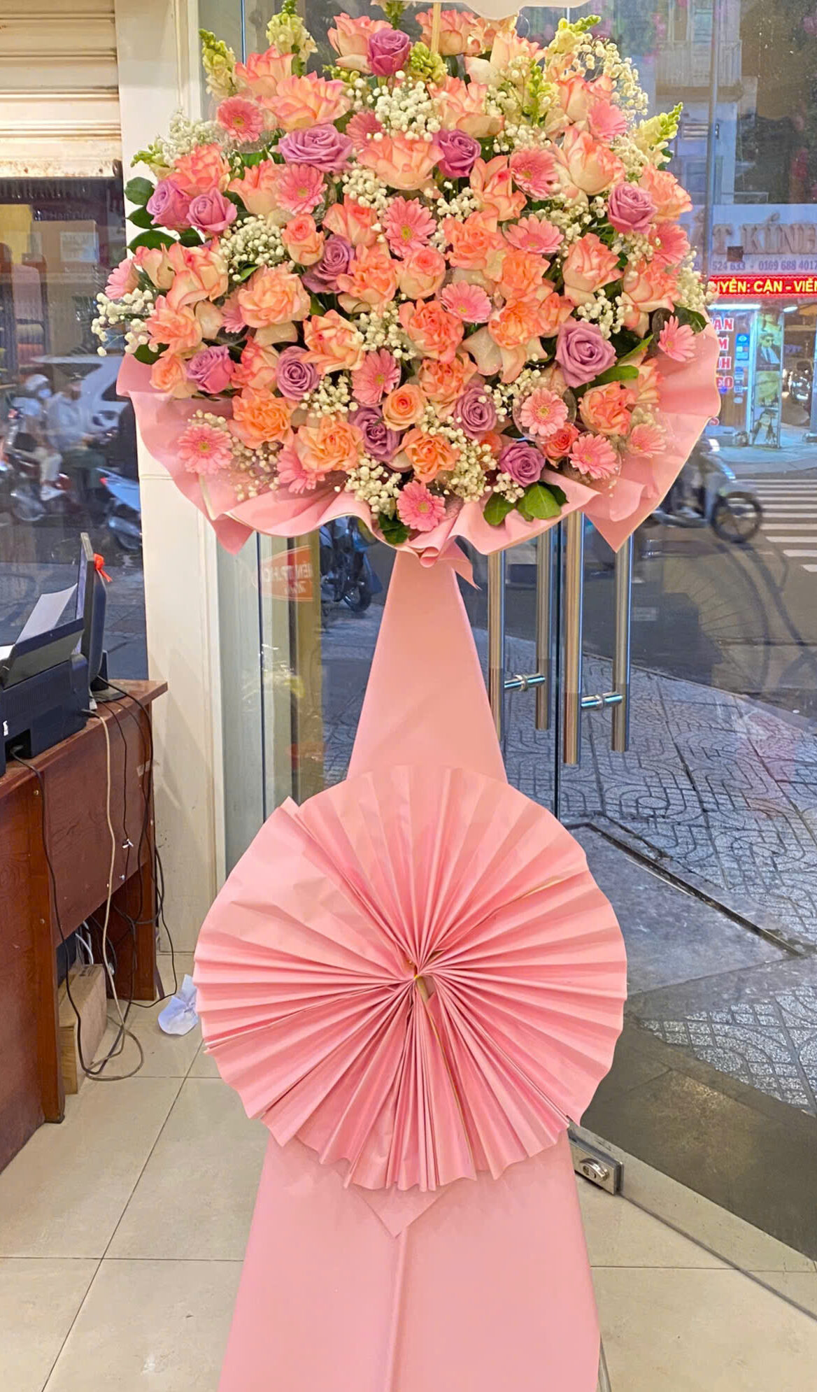 Kệ Hoa Khai Trương 1 Tầng Quận 11 – Freeship HCM