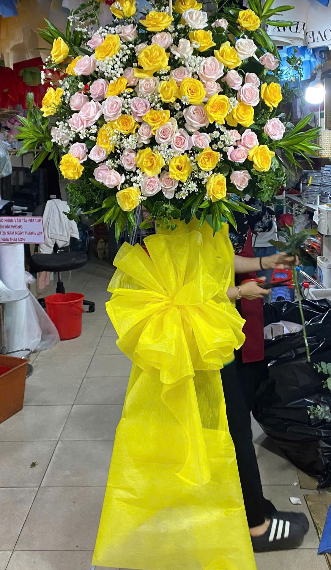 Kệ Hoa Khai Trương 1 Tầng Bình Thạnh – Freeship – Giao Nhanh