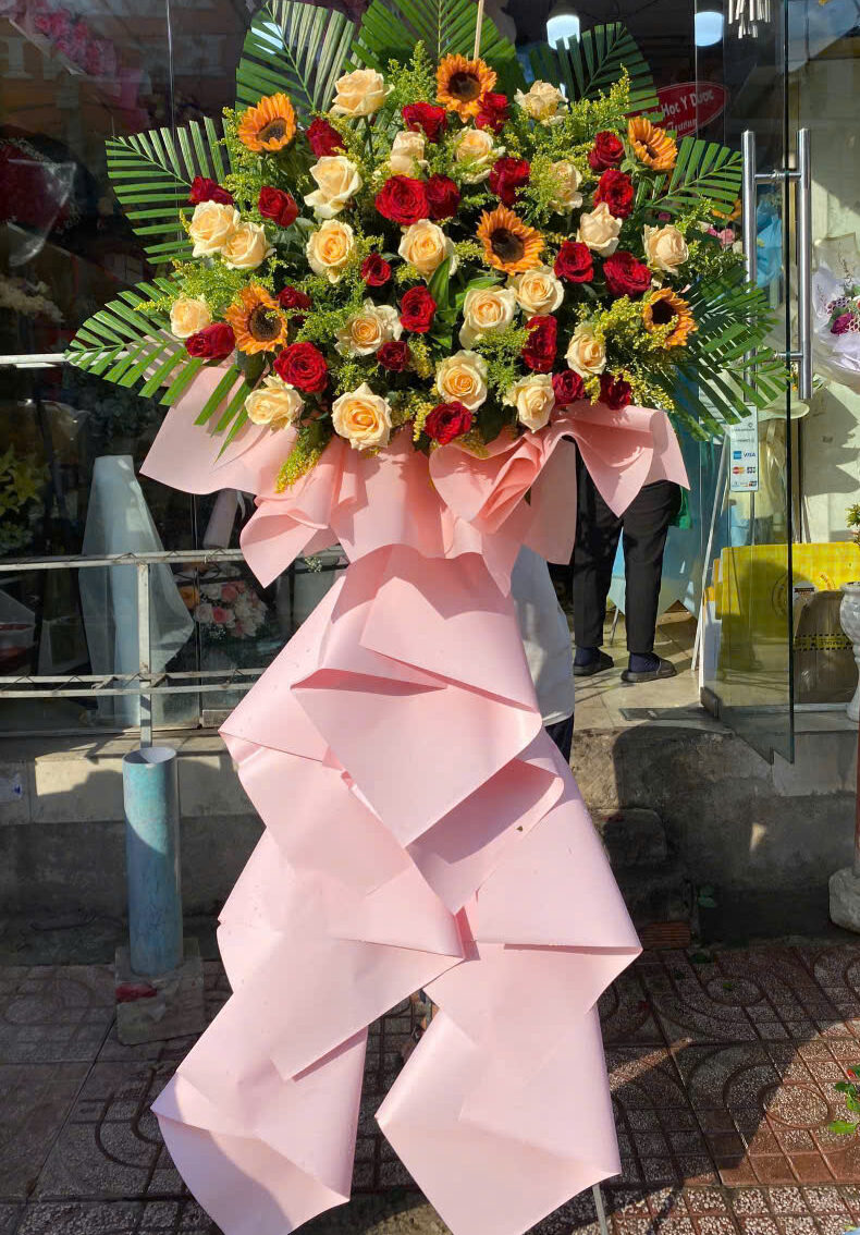 Kệ Hoa Khai Trương 1 Tầng Phú Nhuận – Freeship 60 Phút