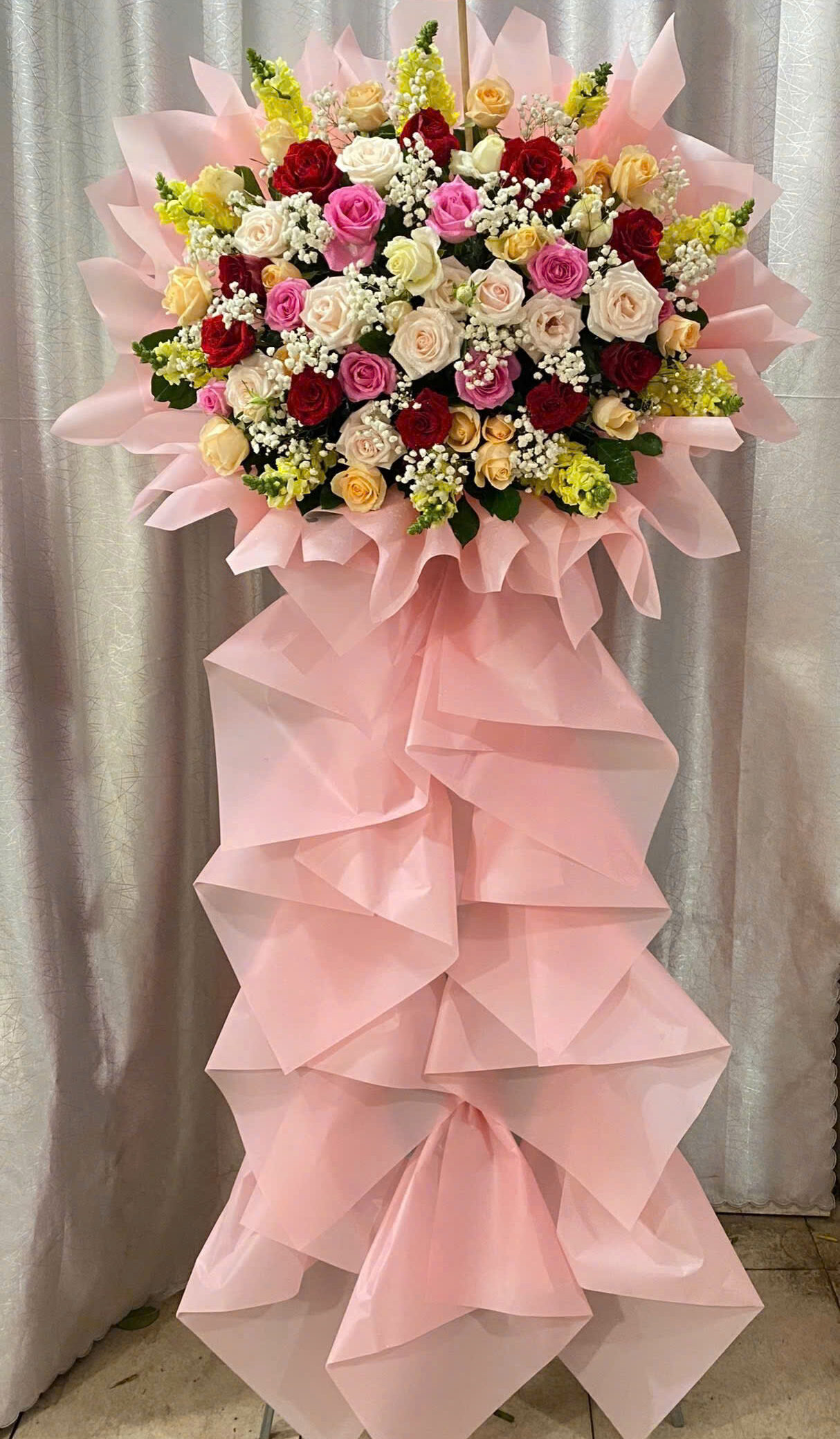 Kệ Hoa Khai Trương 1 Tầng Đường Bạch Đằng Bình Thạnh