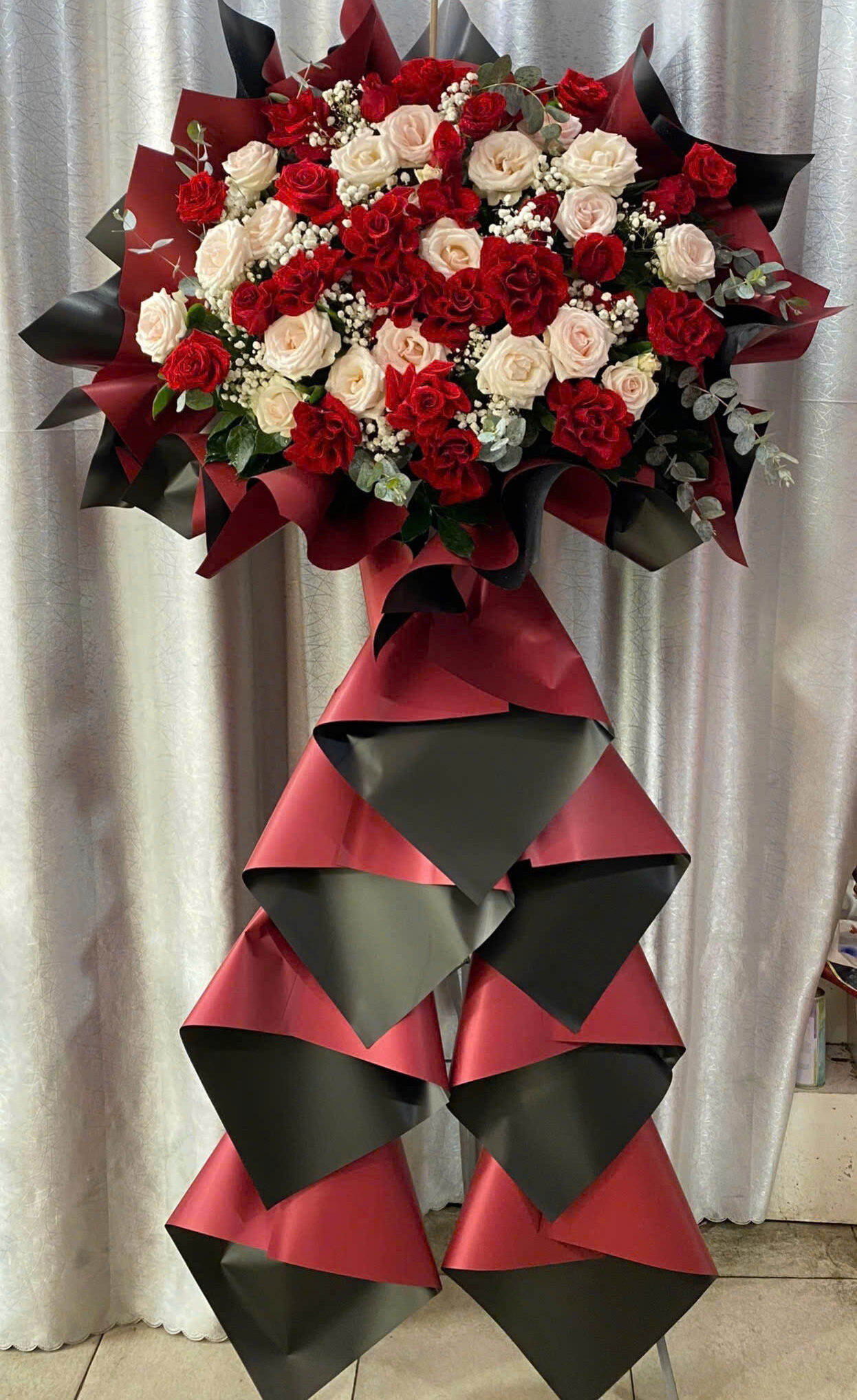 Kệ Hoa Khai Trương 1 Tầng Đường Nguyễn Kiệm Phú Nhuận